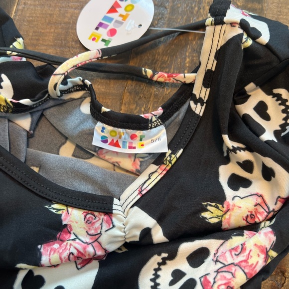 Dot Dot Smile size 5/6 or 8/10 girls skull and roses Ballerina twirl dress new - Picture 4 of 4